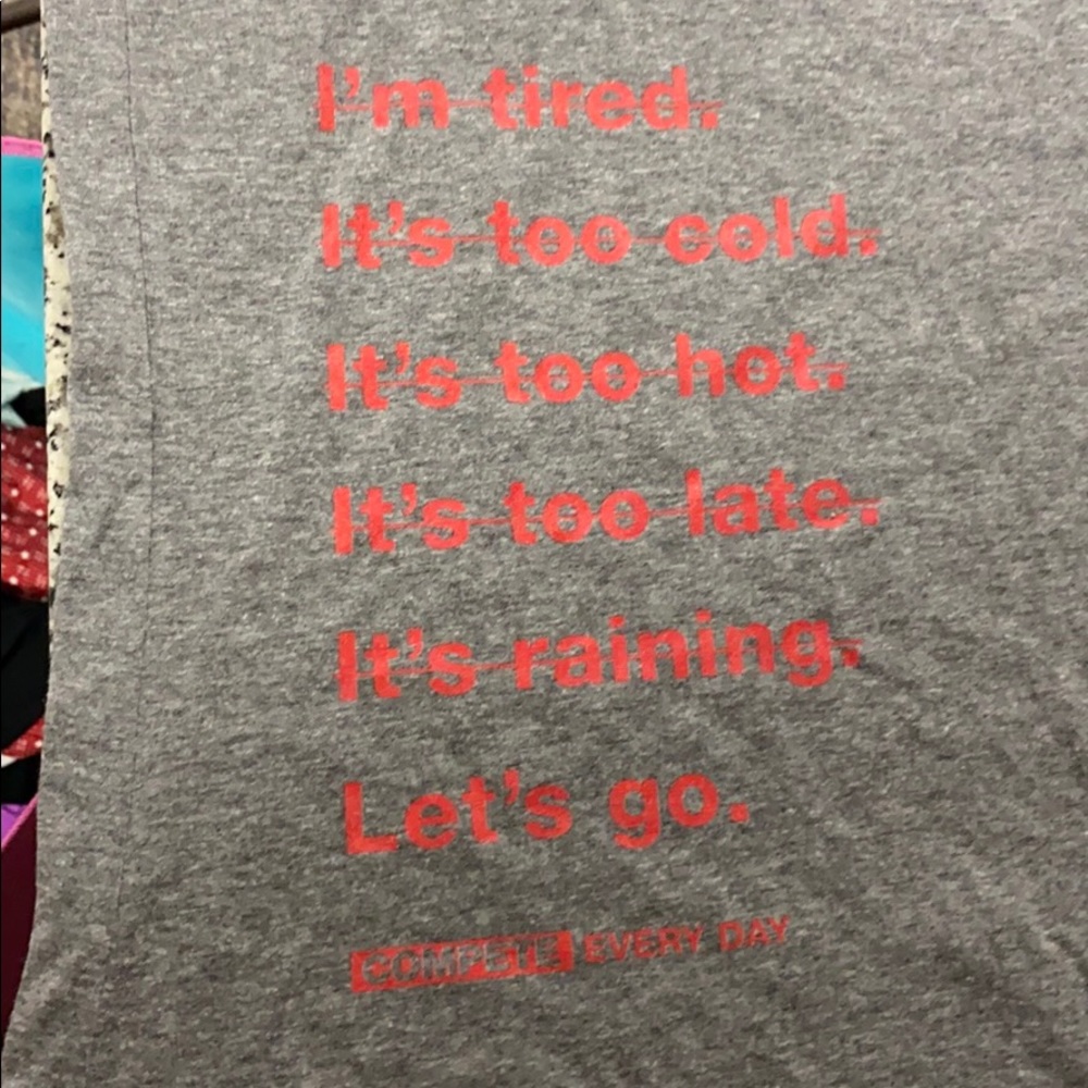 Motivational tank crossfit lifting